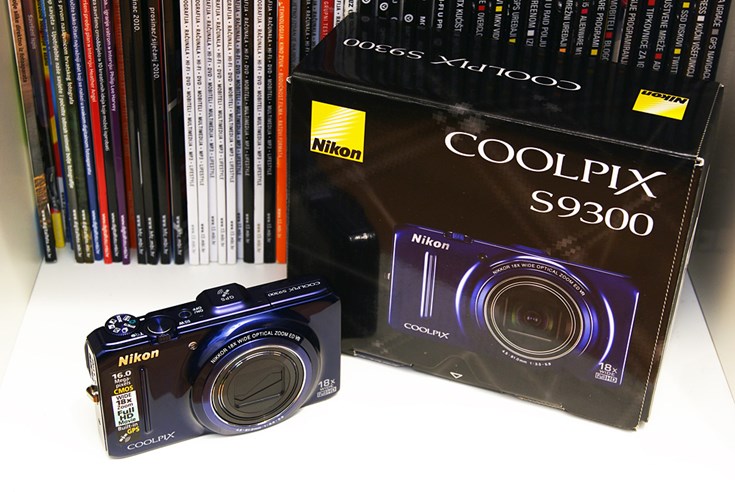 Nikon Coolpix S9300 (1).jpg